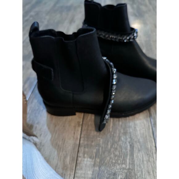 White House Black Market Women's Black LILY GEM Leather Chelsea Boots Size 9M - Picture 9 of 9